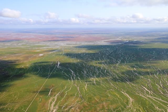 Across the Red Heart: 10-Day Alice Springs to Adelaide Outback 4WD Expedition