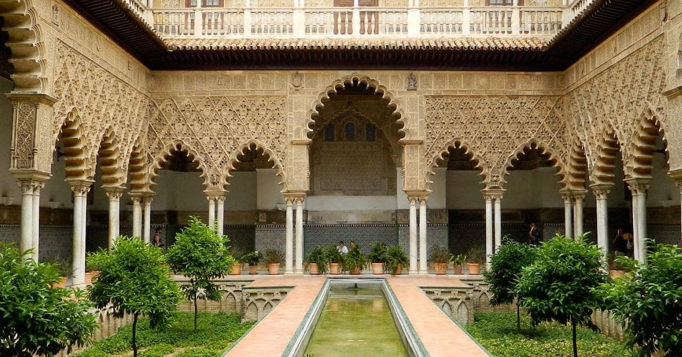 Land Adventures in Sevilla Monumental Guided Tour