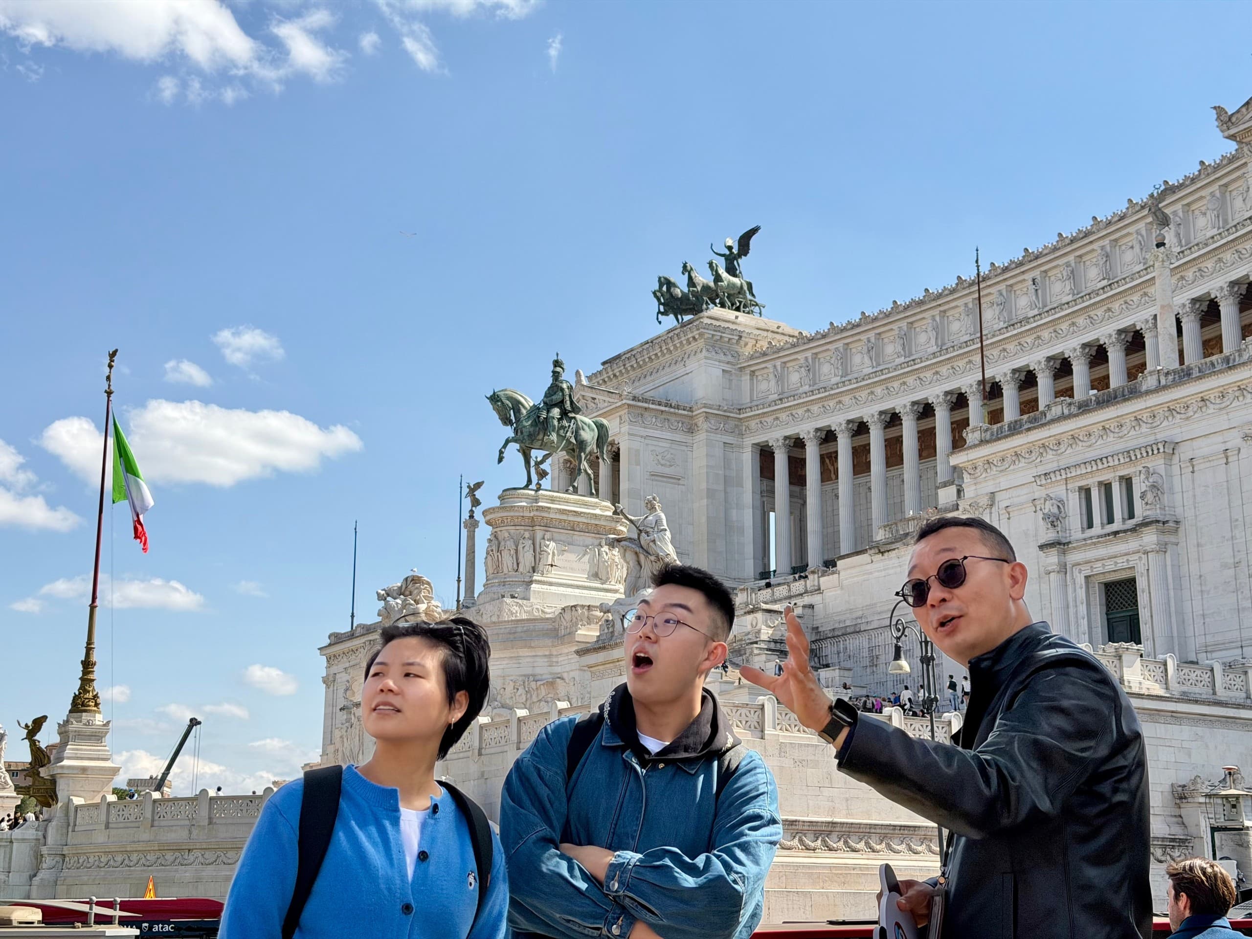 Walk Through Rome: Colosseum, Roman Forum & Pantheon in Five Hours