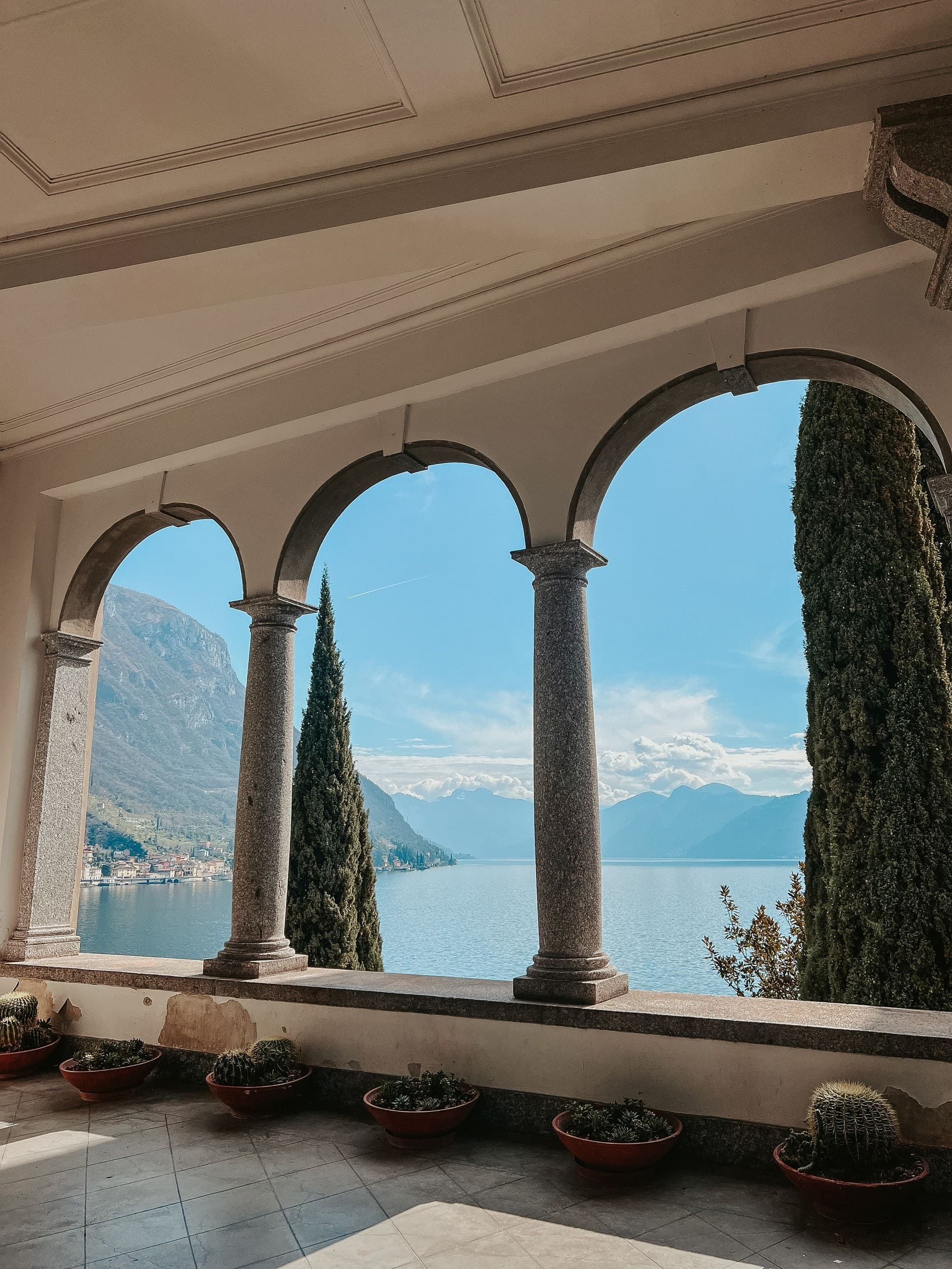Grand Tour: Private Full-Day Cruise on Lake Como from Como photo 1