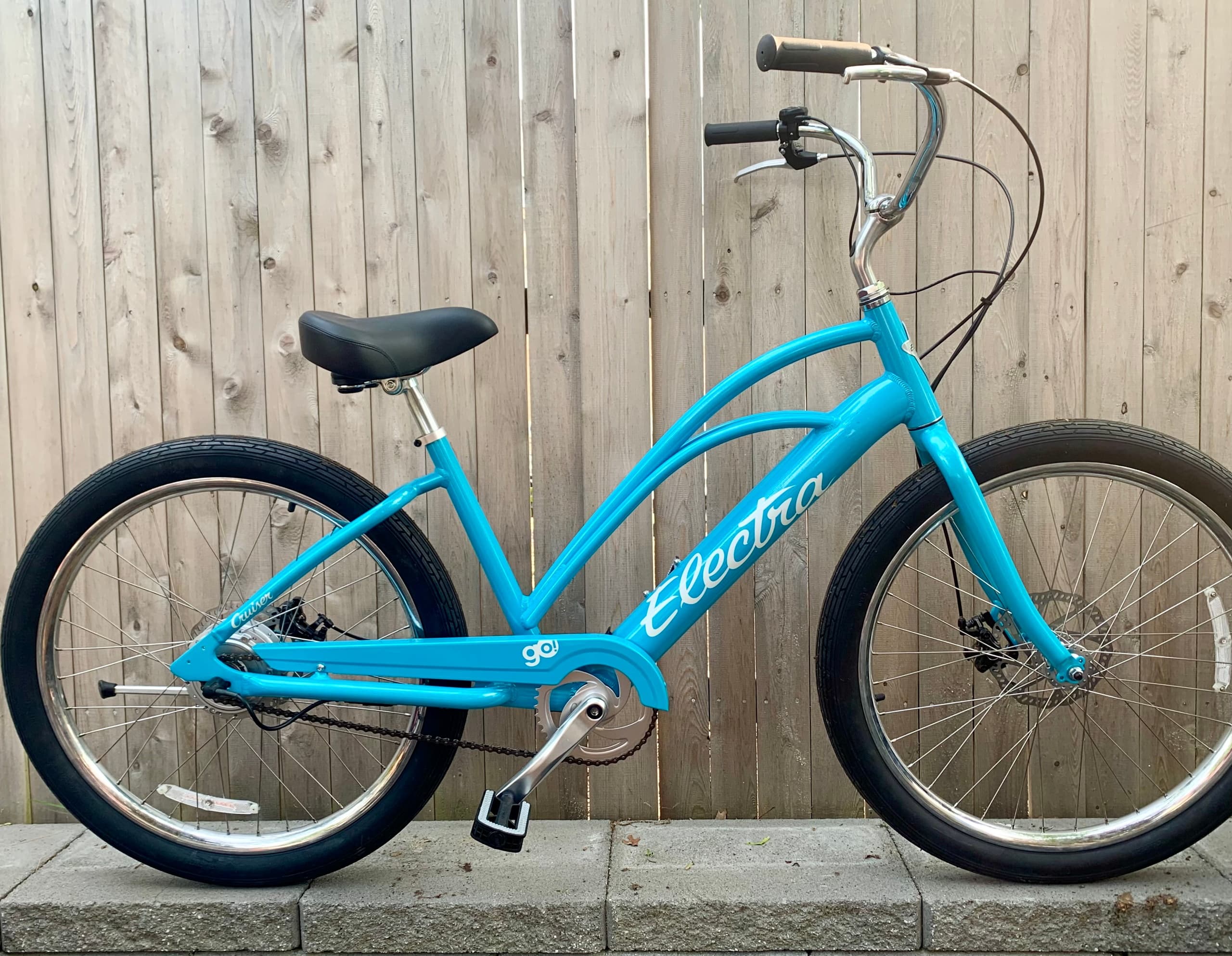 Electric Beach Cruiser Rentals in Edgartown, MA