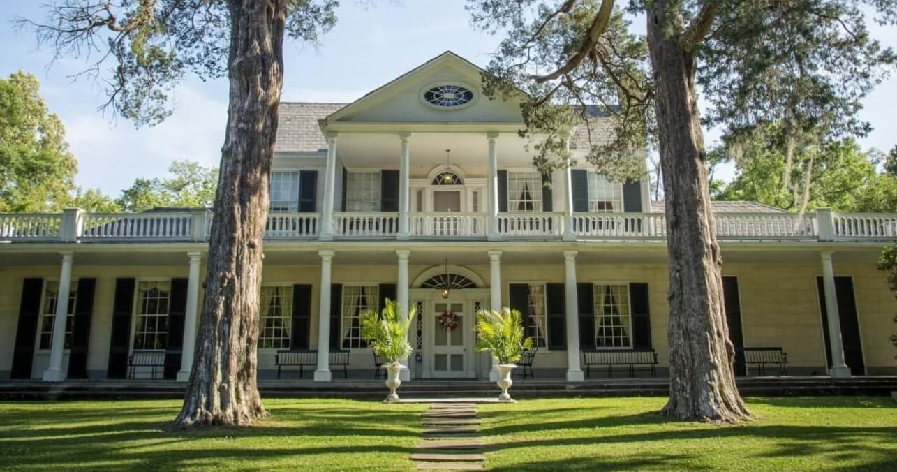 Historic Inn & Heritage Tour at Linden - Circa 1790 in Natchez