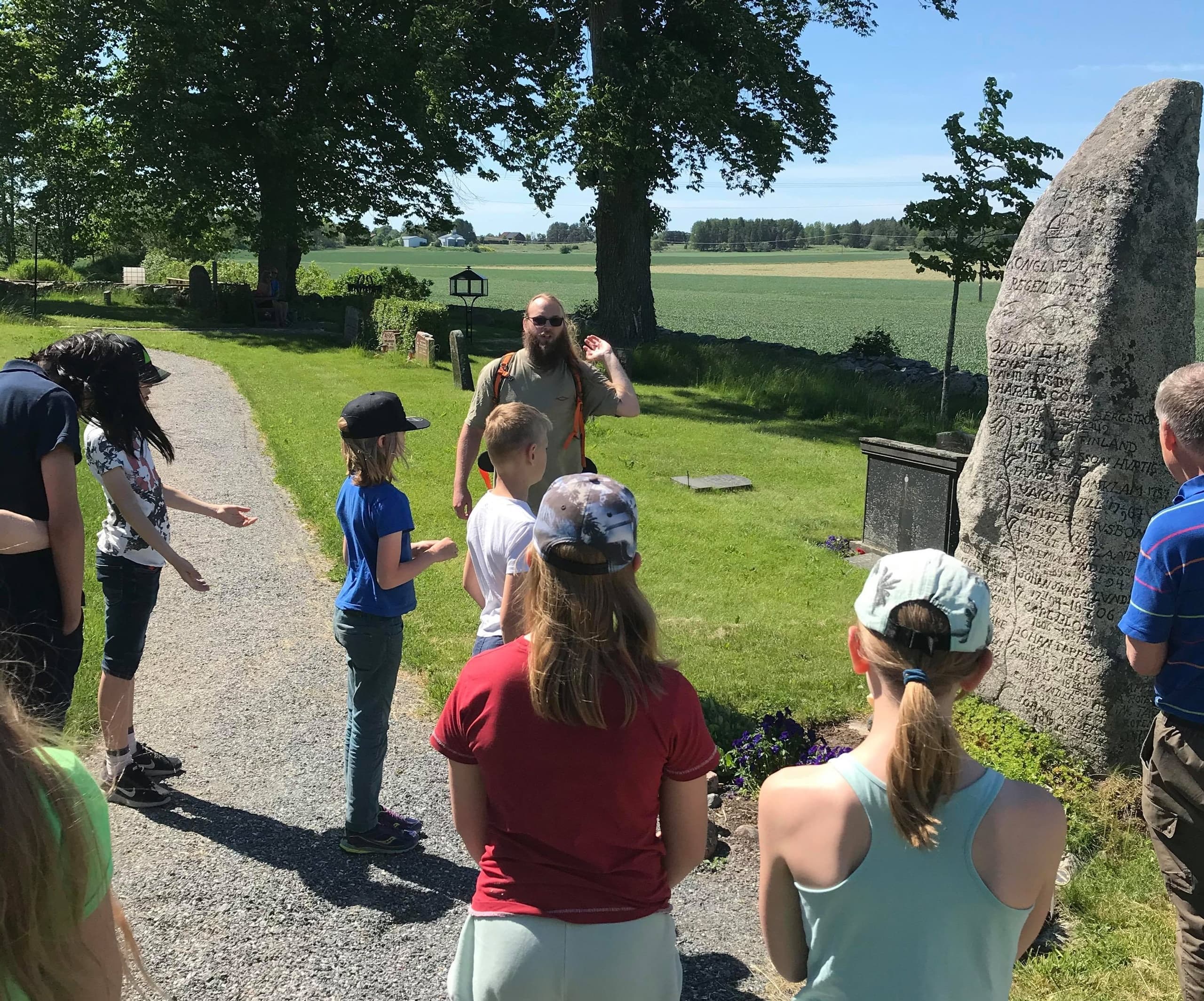 Historical Walking Tour of Gamla Kyrkogården in Uppsala