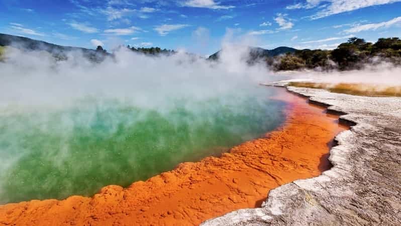 Explore Wai-O-Tapu Thermal Wonderland: Geothermal Wonders & Rotorua Highlights from Auckland