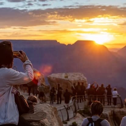 Pack Light at the Rim: Seven Day Rentals at Grand Canyon Village photo 1