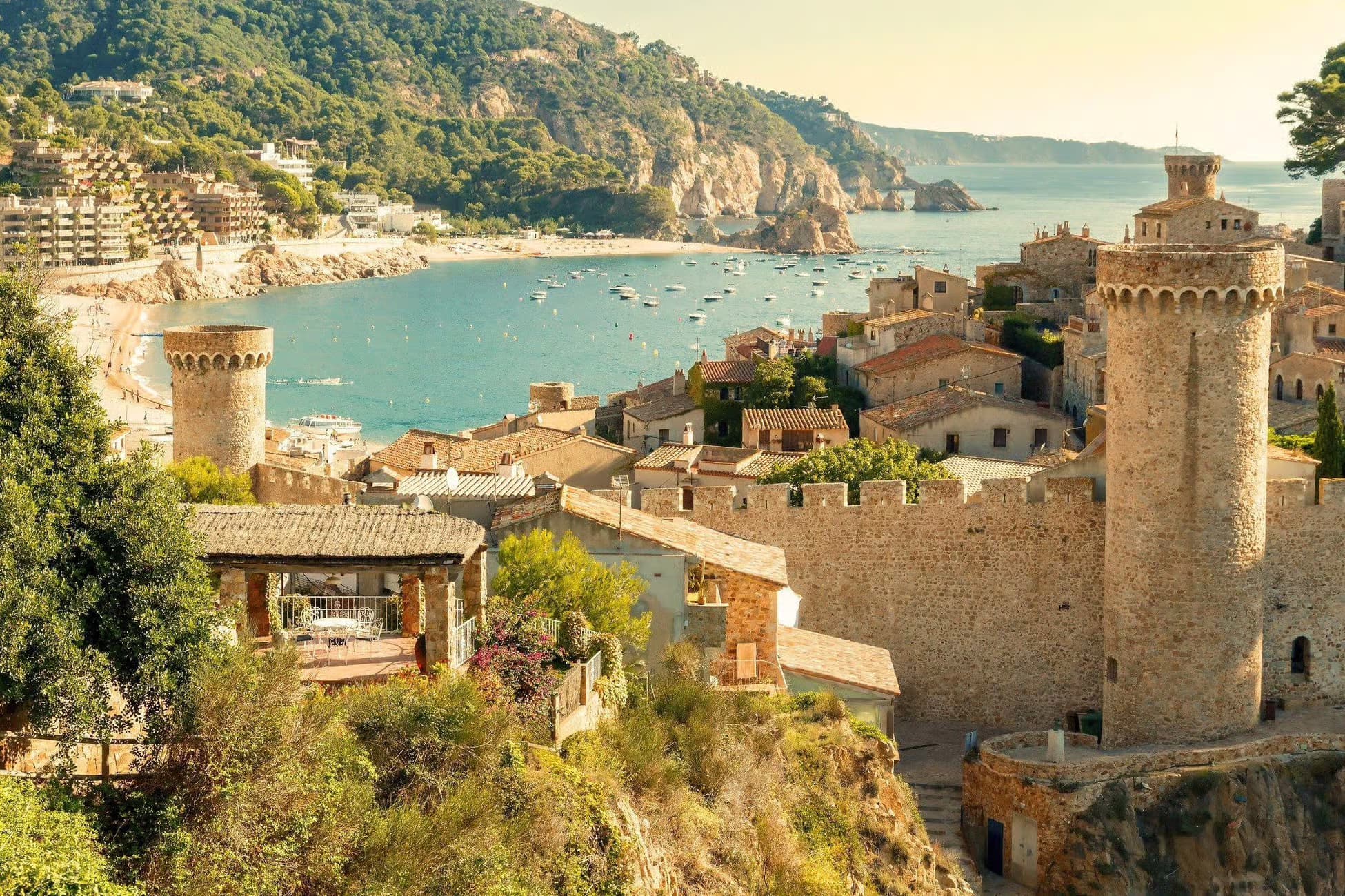 Step Back in Time: Exploring Tossa de Mar’s Rich History with Expert Guided Tours