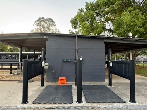 Bexland Indoor Dressage Arena Hire Near Noosa photo 4