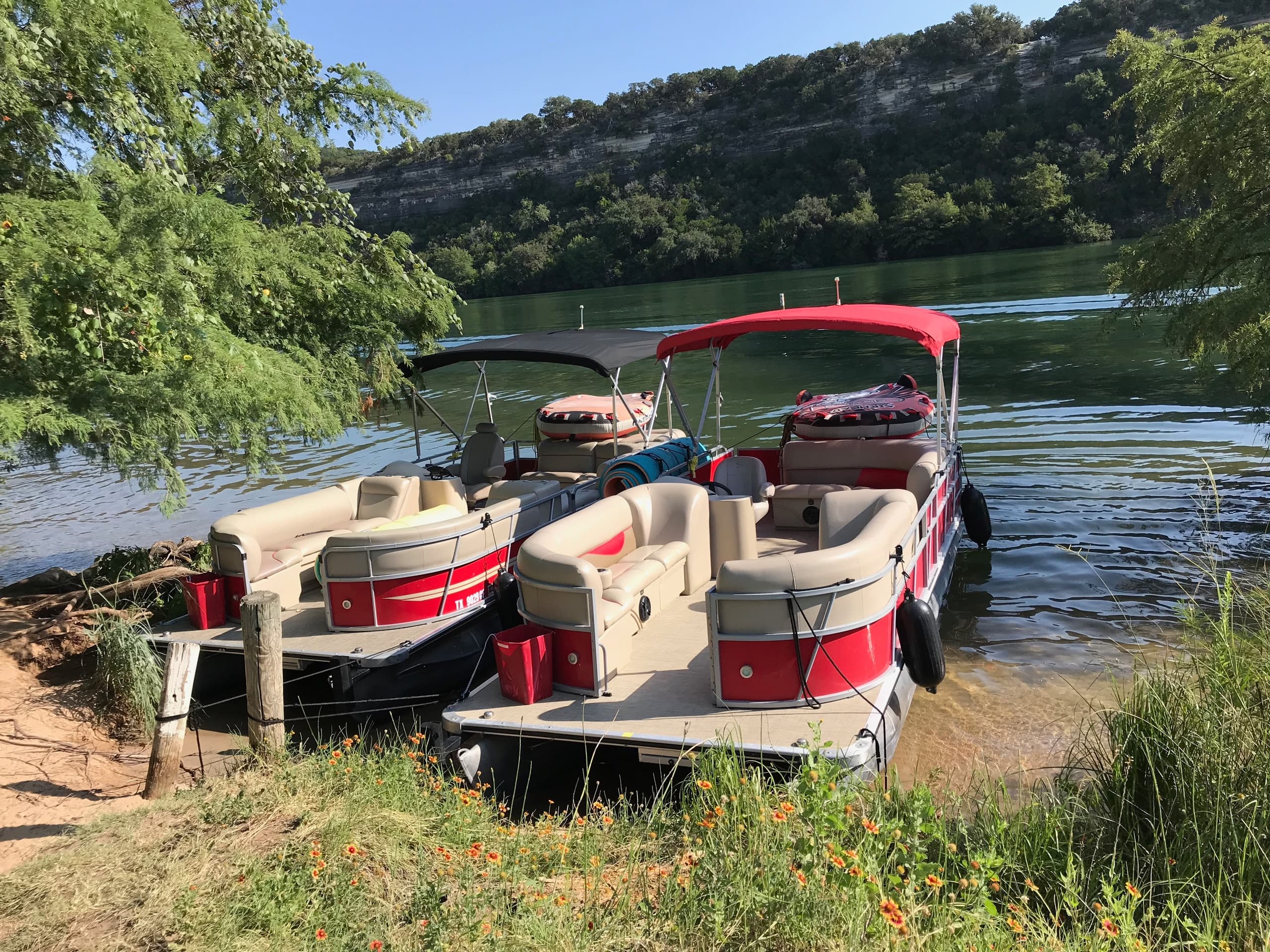 No Captain Bentley Tritoon Pontoon Adventure on Lake Travis