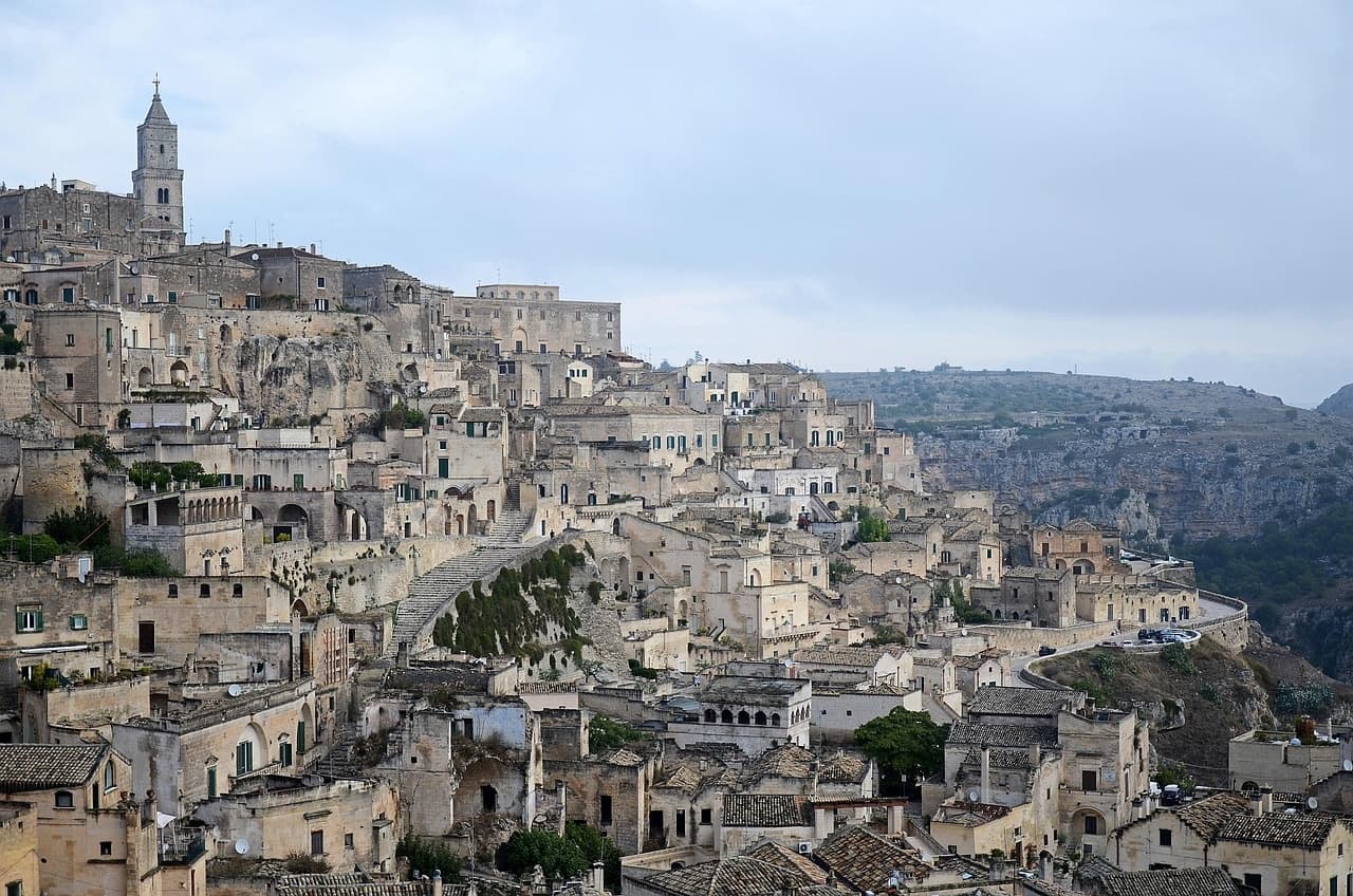 WALK Matera Private City Tour: Explore the Sassi, Rupestrian Churches & Cave-Houses