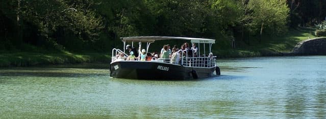 Canal du Midi Cruise: Locks, Vineyards and an Escale at Foucaud photo 1