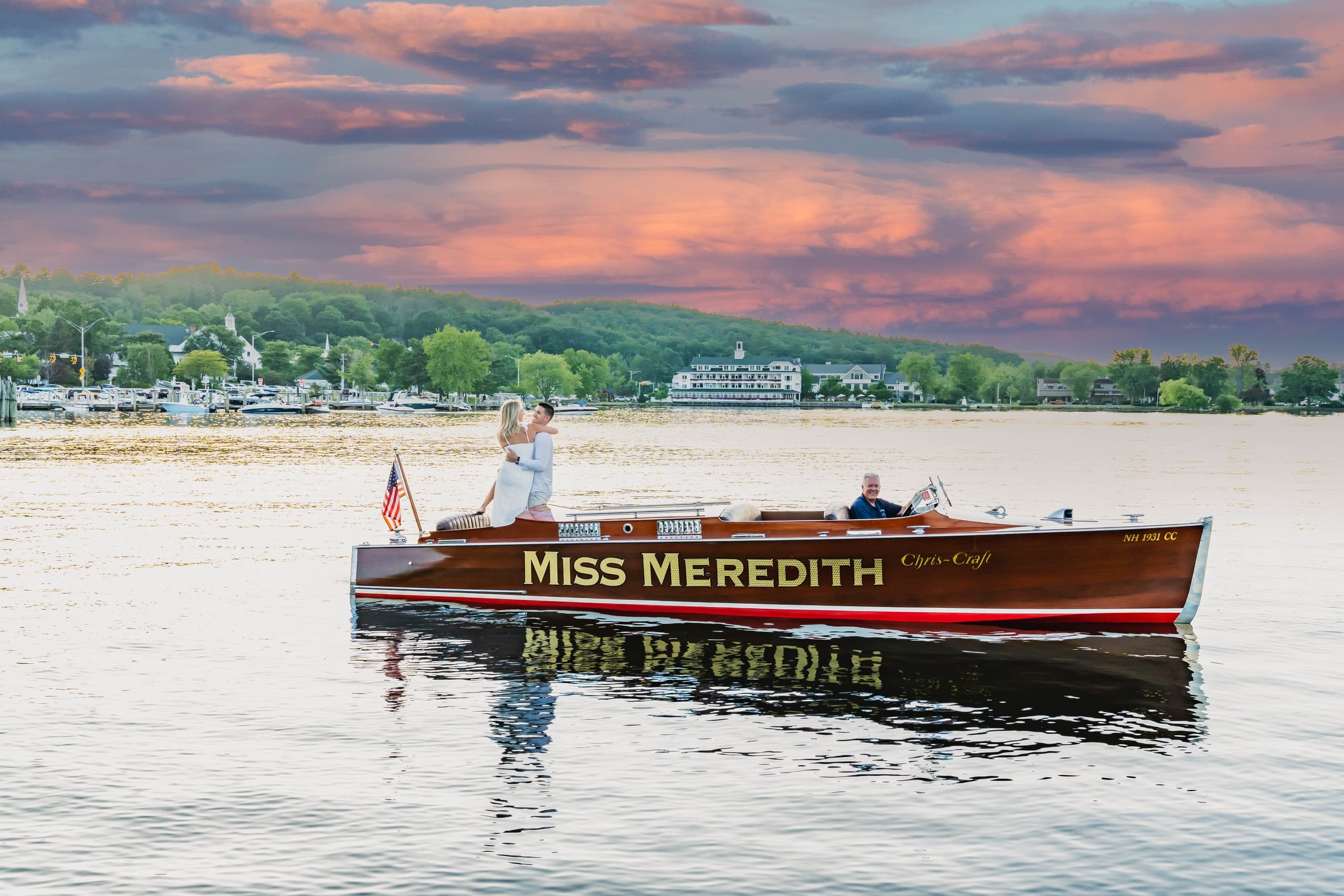 Classic Boat Charters on Lake Winnipesaukee in Meredith
