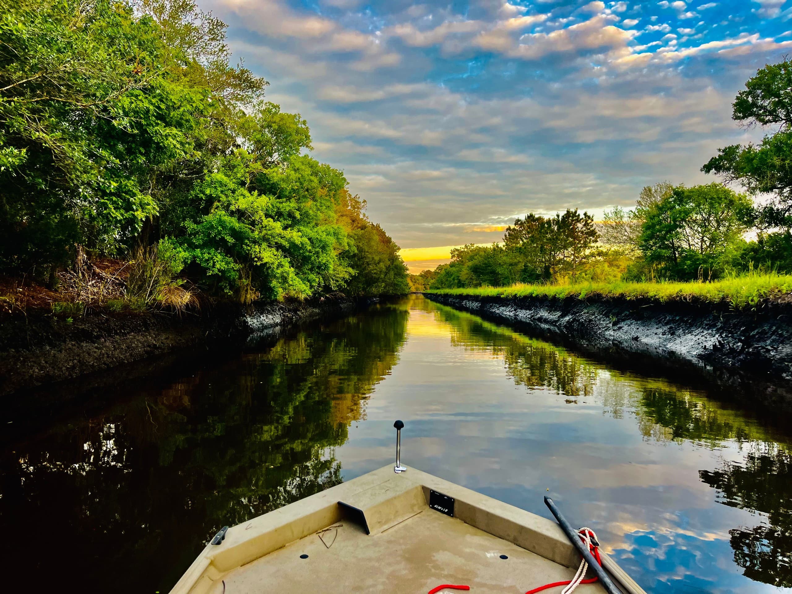 Lowcountry Sunset Cruise: Private Sunset Boat Tour on Johns Island photo 1