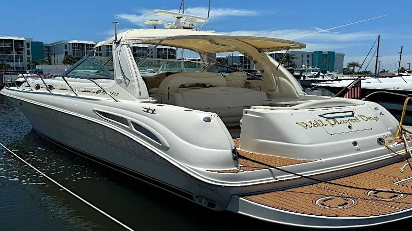 Water Activities with Miami Boat Experts: Luxury Yachting Experience