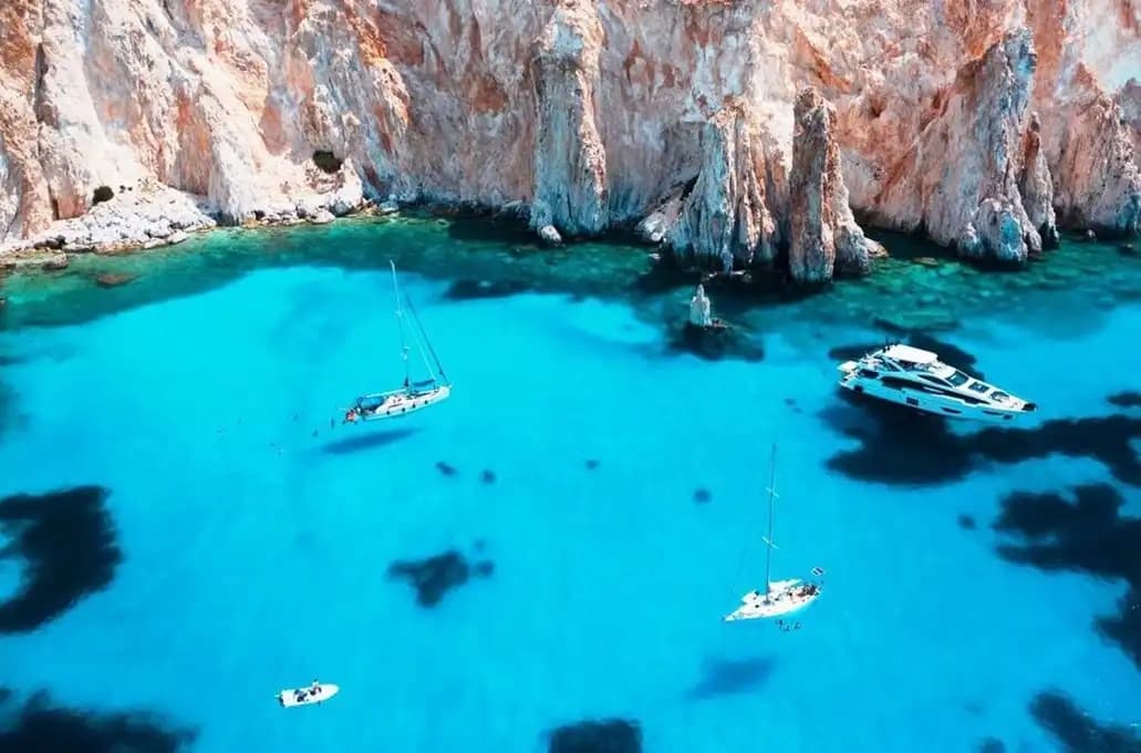 Polyaigos Blue Waters: Half- or Full-Day Snorkel Escape from Adamantas