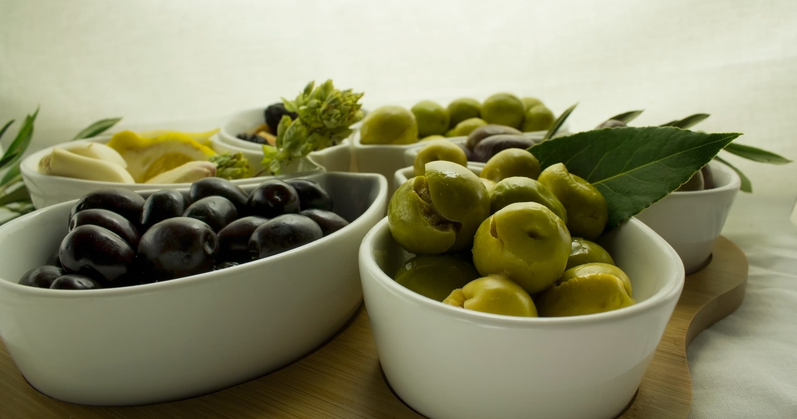 Olive Factory Tasting in Tavira with Helder Madeira