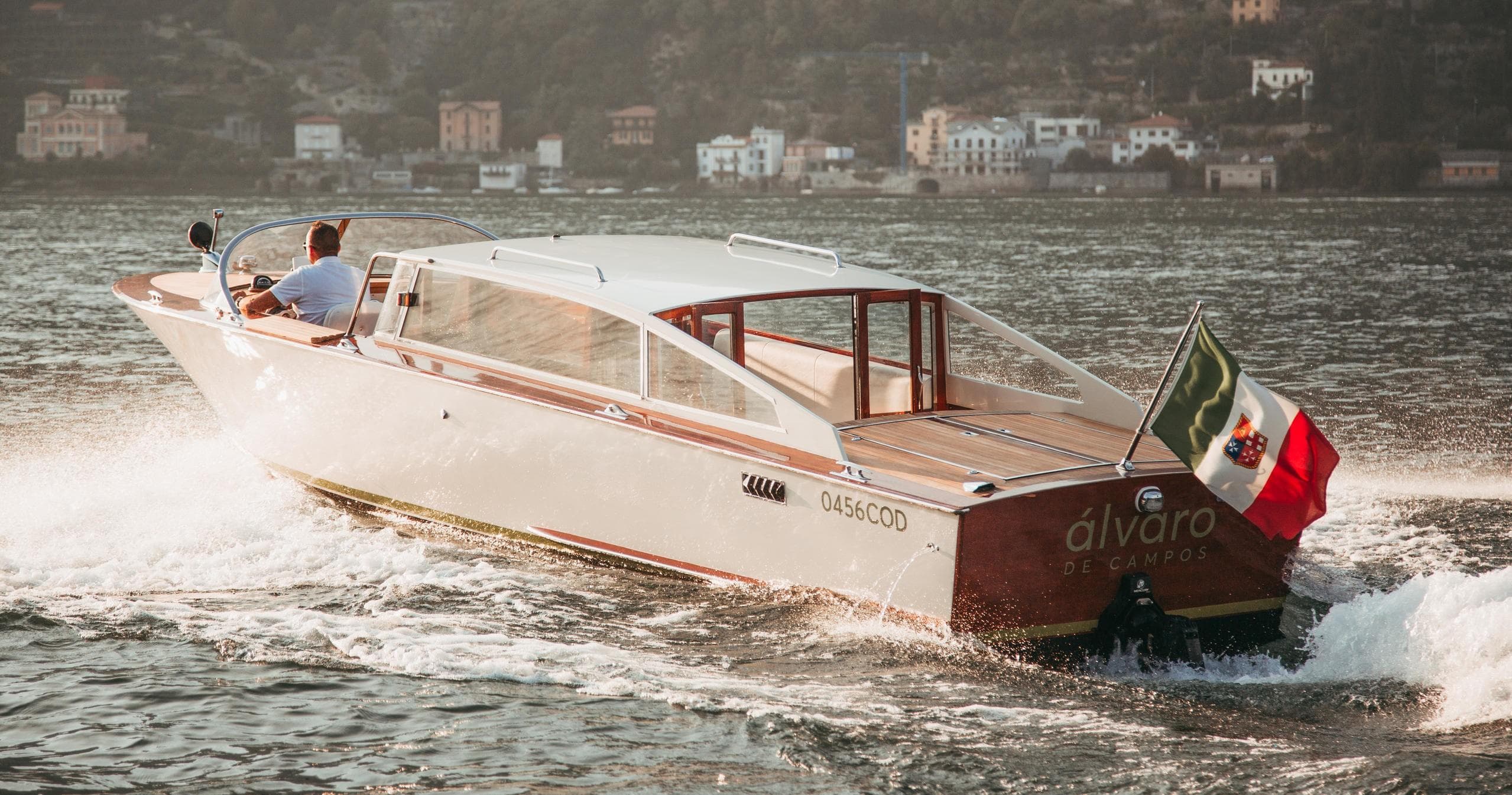 Lake Como Luxury Boat Tour with Como Classic Boats