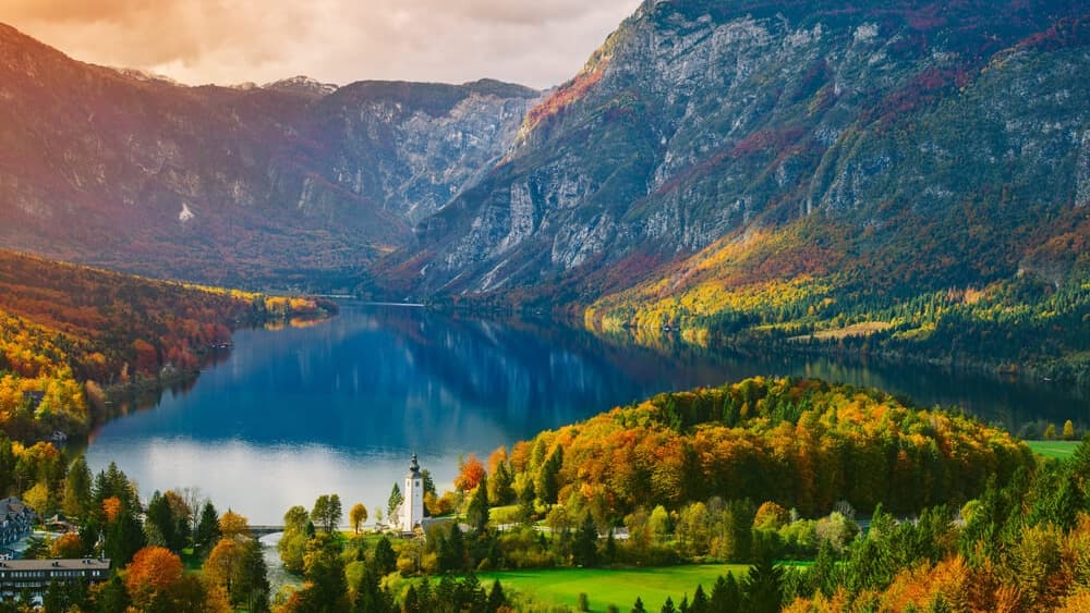 Alpine Lakes Adventure with Ljubljana Tourism