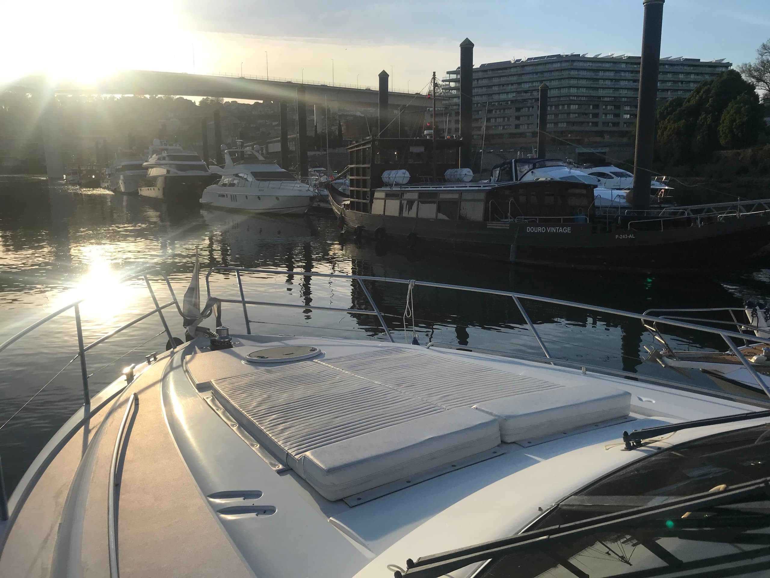 Luxury Yacht Tour in Porto with Douro Charter