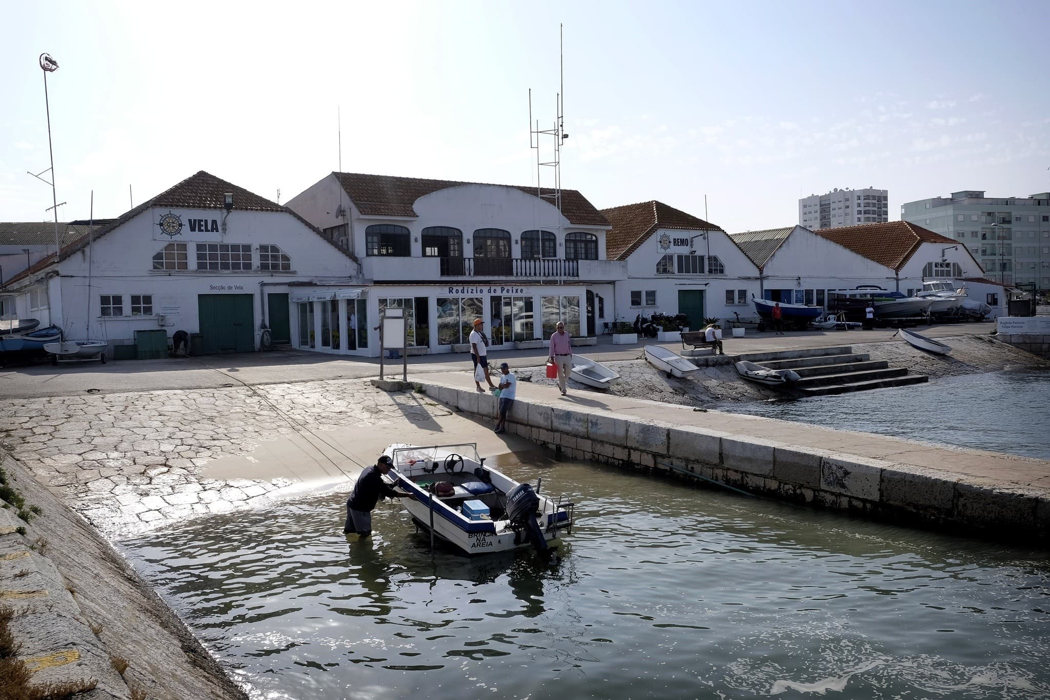 Taxi Boat Praias — Fast, Private Water Transfers to Setúbal's Hidden Beaches