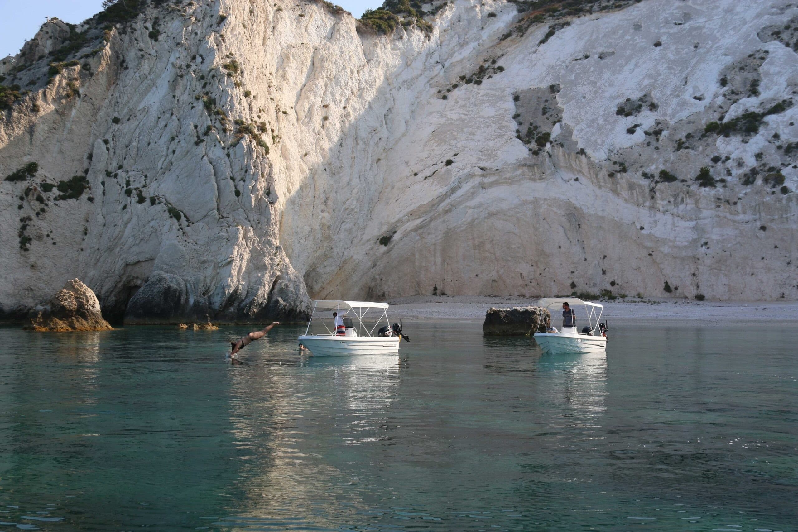 Self-Drive Boat Rental in Cephalonia: 6-Hour Guided Demo & Swim Stops