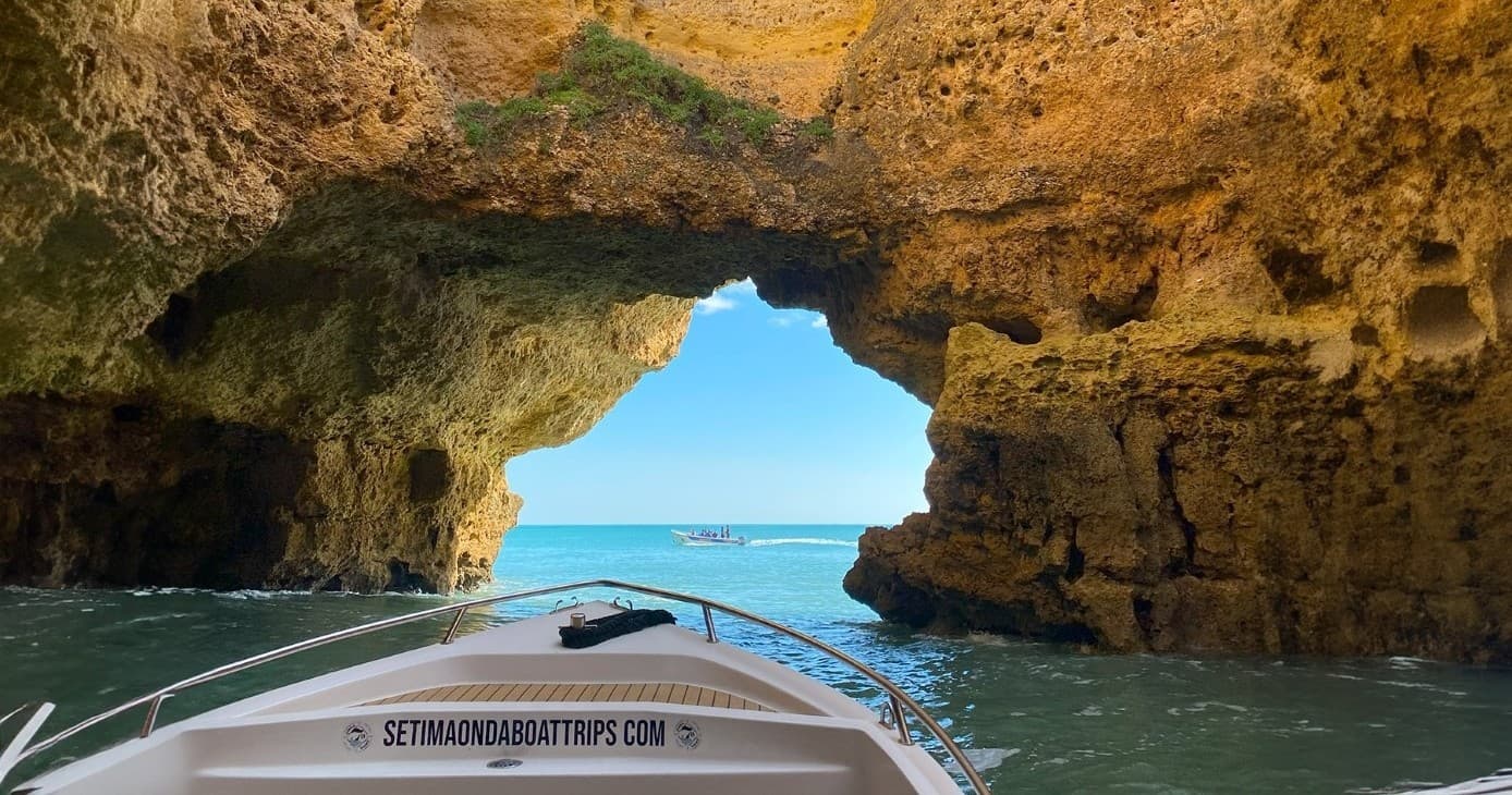 Private Benagil & Algarve Caves: 2H30 Boat Tour from Armação de Pêra photo 2