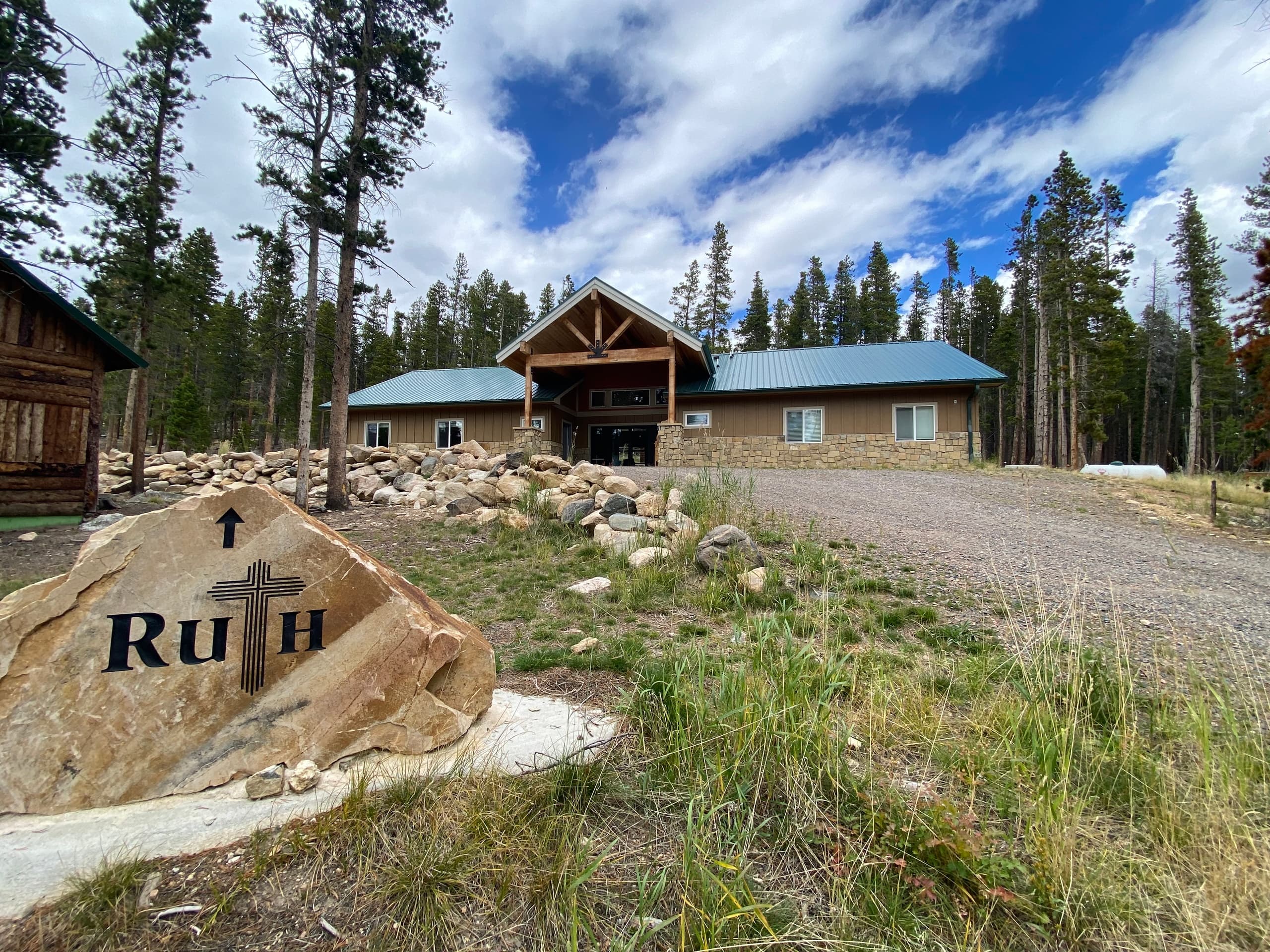 Private Retreat Experience at Ruth Staff Cabin, Bellvue