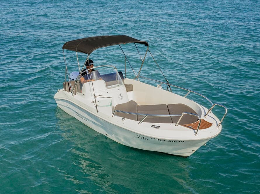 Rent the Oceanmaster 15HP in Mallorca: No-License Self-Drive Boats from Port d'Alcúdia
