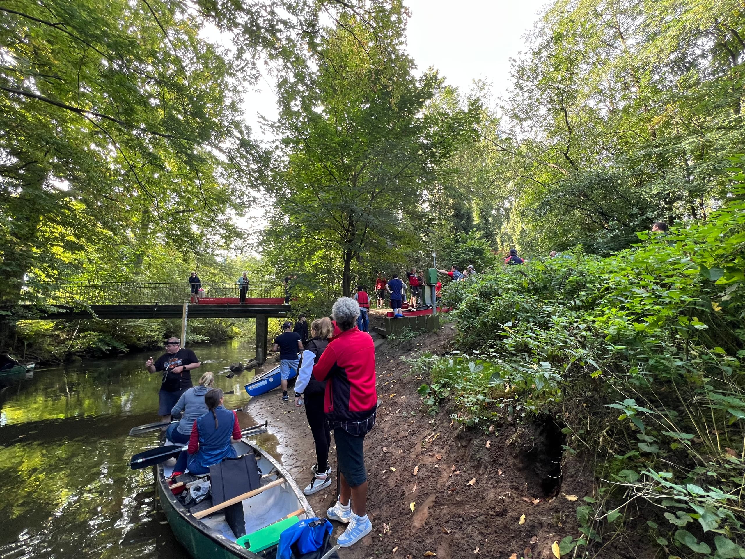 Paddle the Schlössertour: Canoe Castles & Parks on the Bille near Hamburg