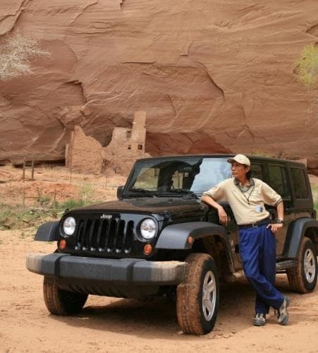 Canyon de Chelly Navajo 4x4 Tour — Kokopelli's Cave & Cliff Ruins photo 2