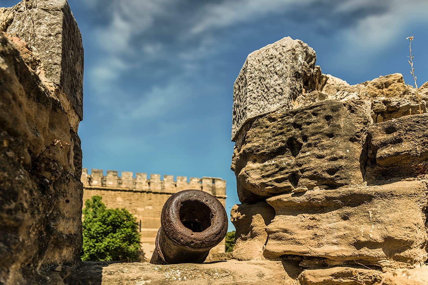 Walk a Templar Stronghold: Guided Visit to Castillo Templario de Gardeny, Lleida photo 3