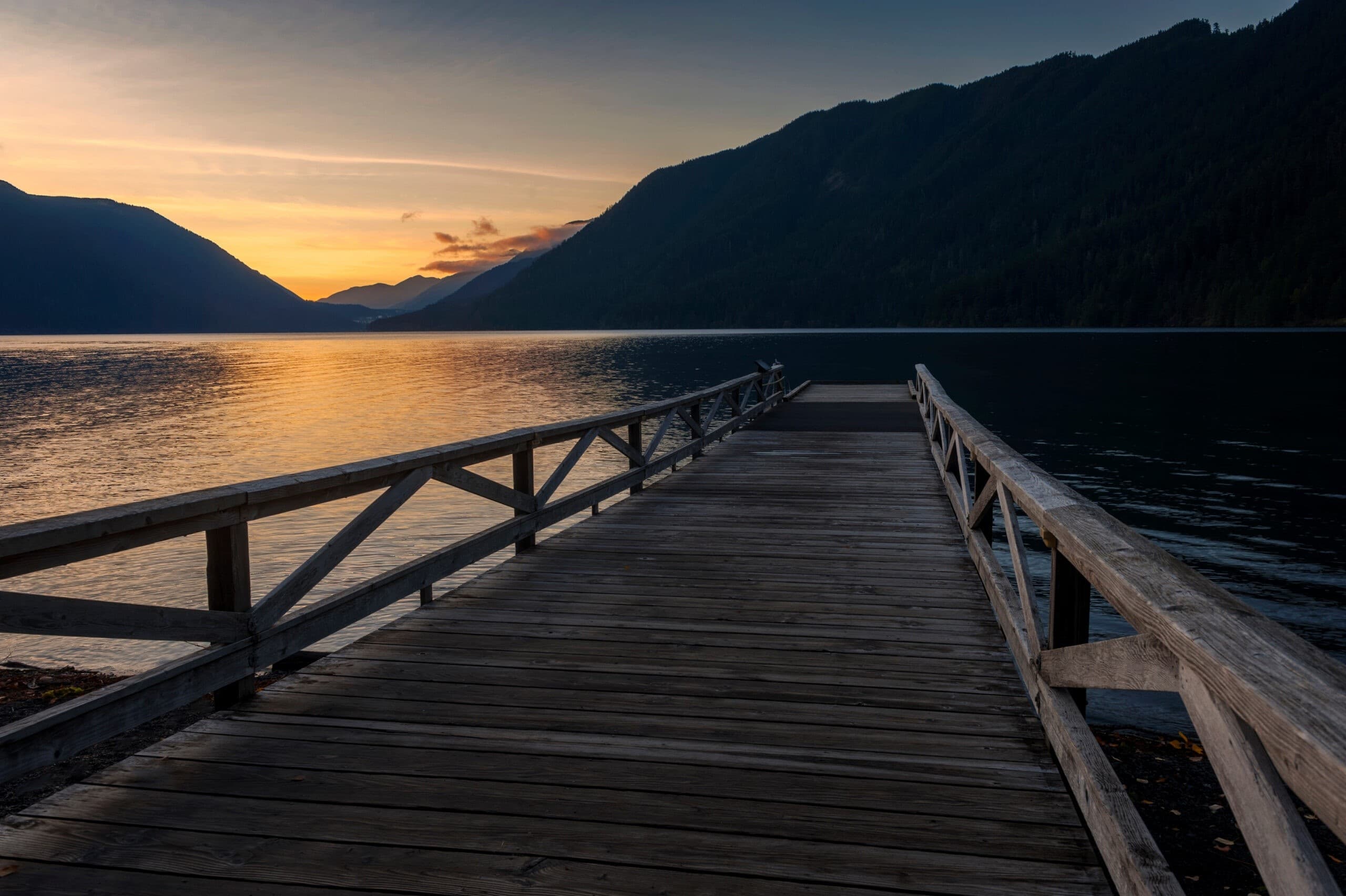 Glide Lake Crescent: Stand-Up Paddleboarding at Lake Crescent Lodge