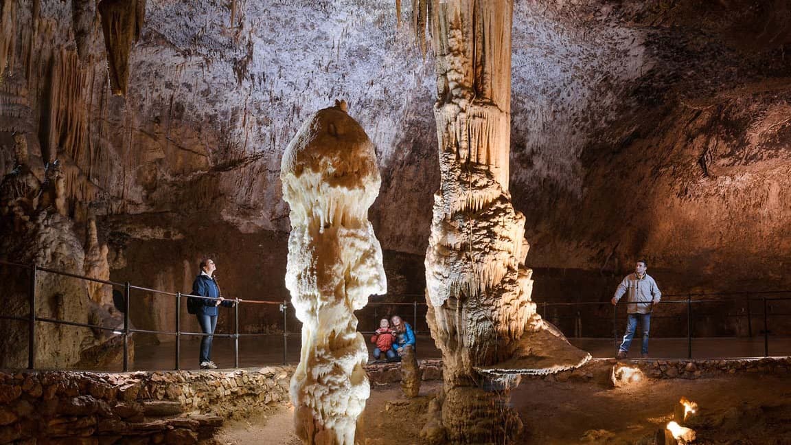 Postojnska Jama and Predjamski Grad: Slovenia’s Karst Cave Train and Cliffside Castle photo 3