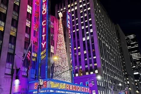 Holiday Film Tours with Naked City Tours in NYC