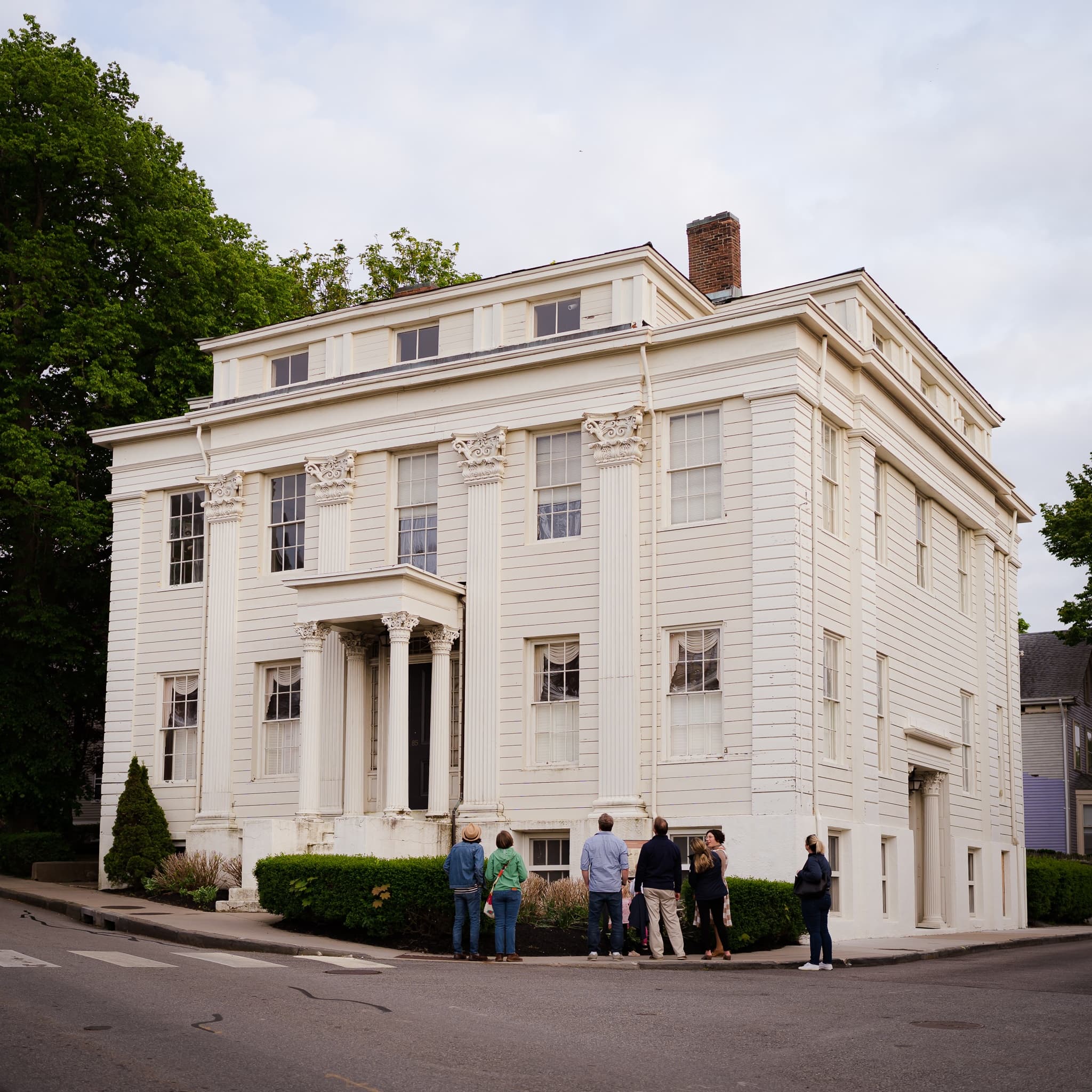 Historical Walking Tour of Newport with Newport History Tours