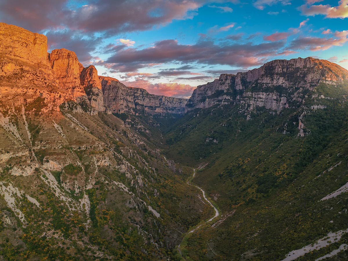 Mountain Trekking in Vikos Gorge with Papigo Rafting