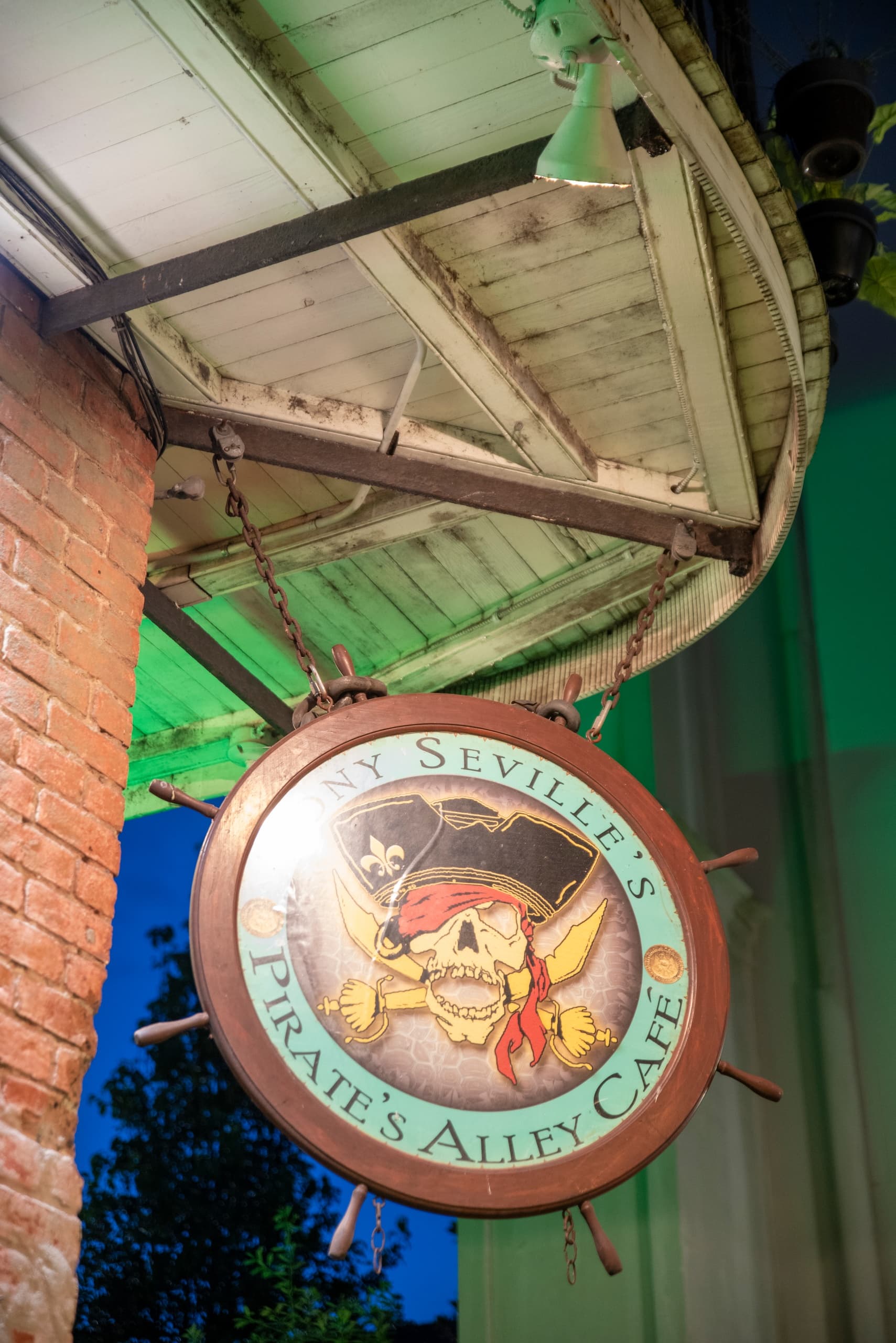 Explore New Orleans’ Haunted French Quarter: Voodoo, Vampire & Ghost Tour