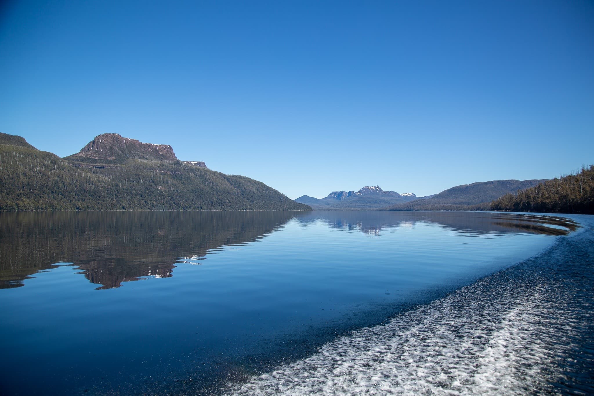 World Heritage Scenic Cruise on Lake St Clair: Ida Clair Ferry to Echo Point & Narcissus River