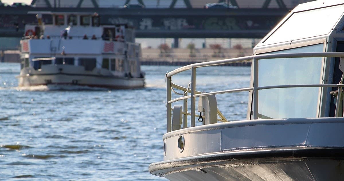 Seamless Round-Trip Transport to Weser-Stadion from Blumenthal