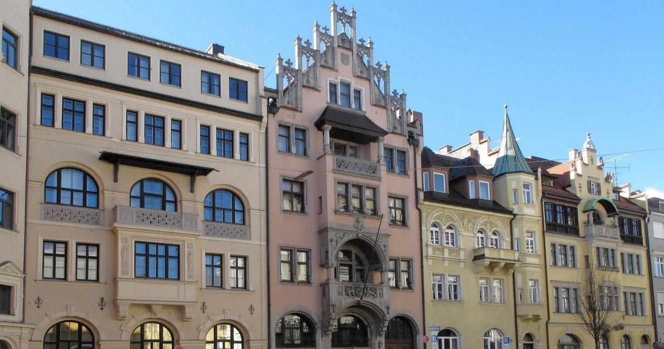 Urban Culture & History Walking Tour with A Friend in Munich