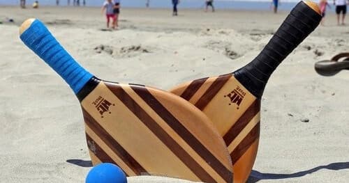 Paddleball on Wilmington Beaches — 1–7 Day Rentals for Family Fun photo 1