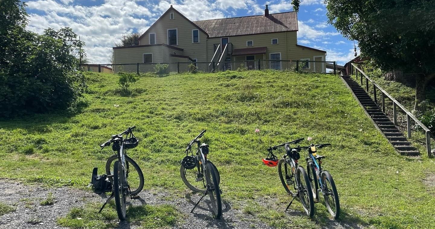 Mountain Biking in Whanganui with Medium MTB Bike Hire