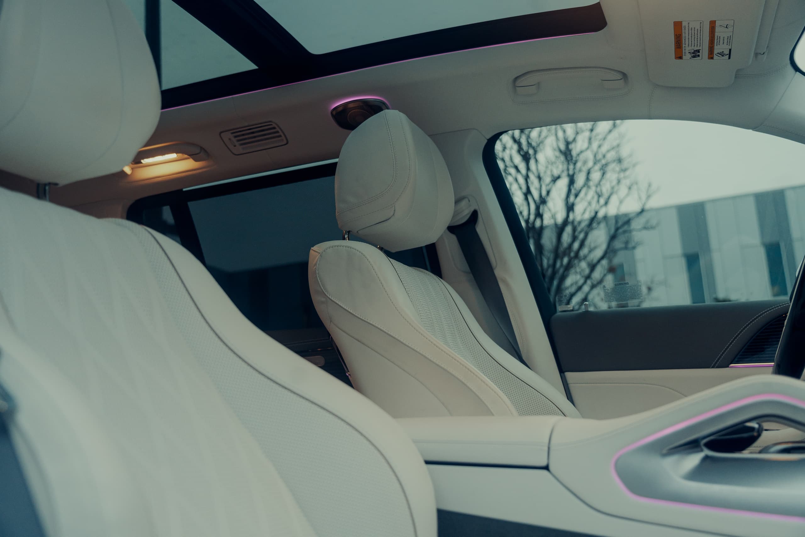 Chicago by Maybach: Drive the Mercedes‑Maybach GLS 600 Along the Lakefront photo 1