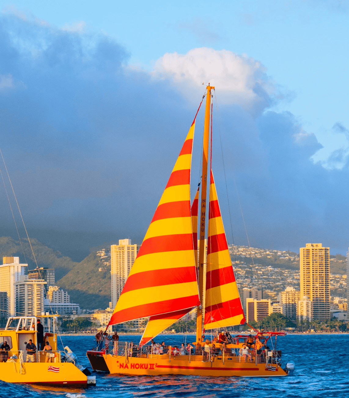 Na Hoku 2 Sunset Sail: 90-Minute Party Cruise from Kewalo Harbor, Honolulu photo 2