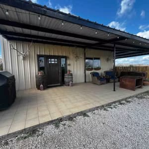 Country Sunshine Cottage: Ranch Retreat on Rockin' Star Ranch in Brenham, TX