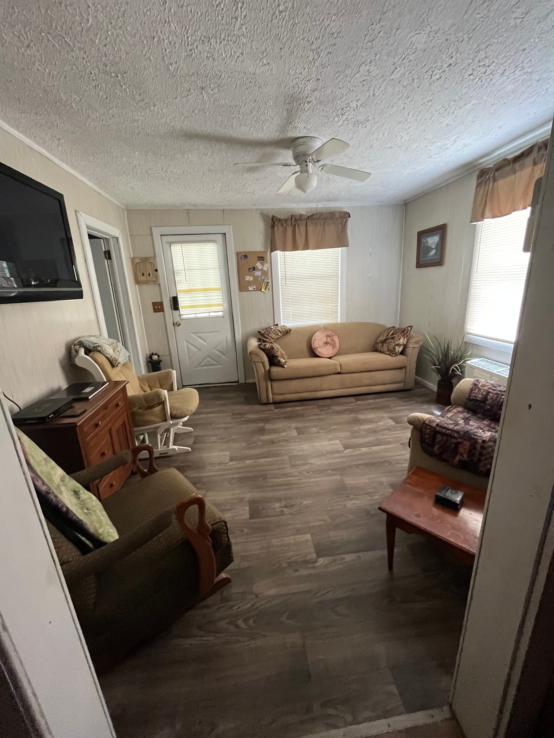 Climbing Bear-Black Bear Lodge — Trail-Edge Vacation Rental Near Pocahontas Trail, Bluefield WV photo 3