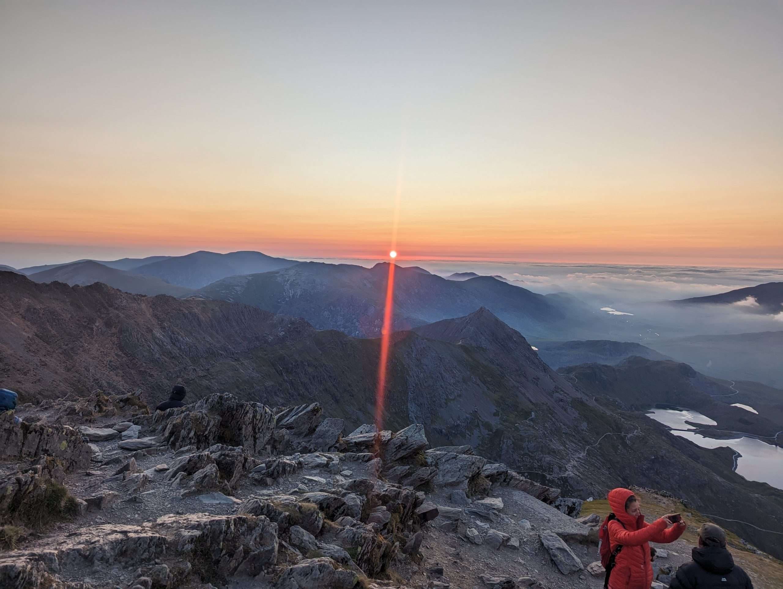 Snowdon Sunrise Hike: Dawn Summit on Yr Wyddfa from Llanberis
