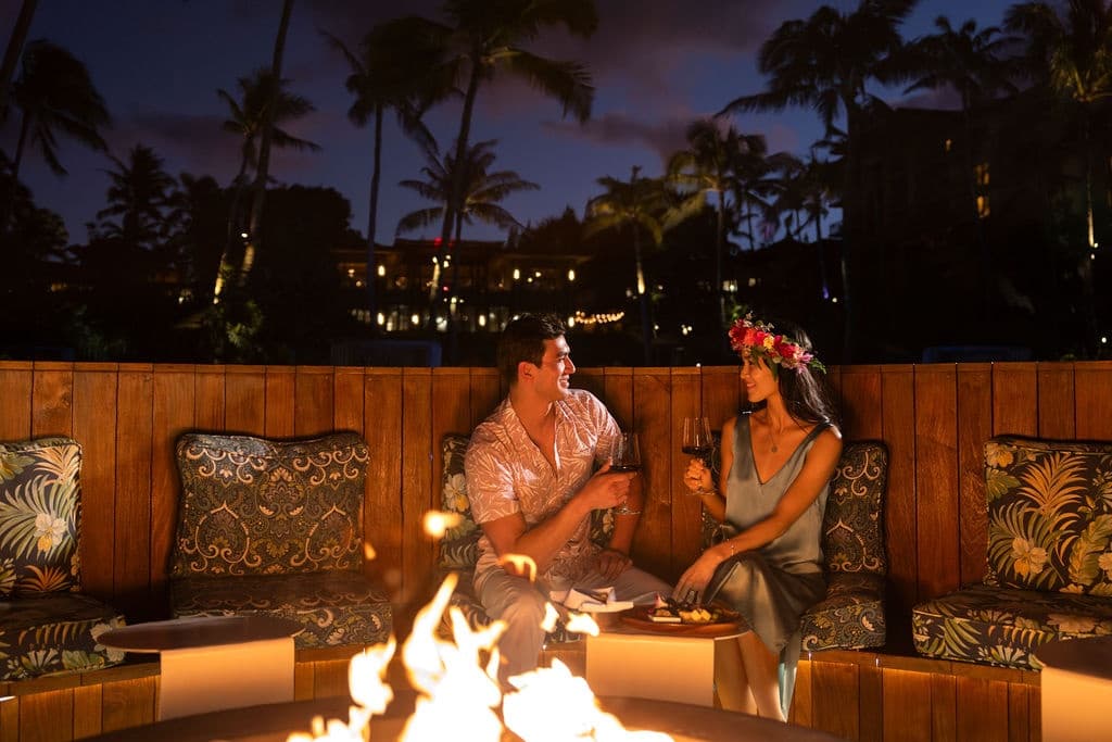 Sunset Wine Tasting Experience in Lahaina, Hawaii