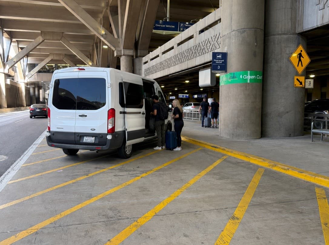 Sky Harbor Private Transfer: Scenic, Stress-Free Ride to Your Phoenix Hotel photo 3