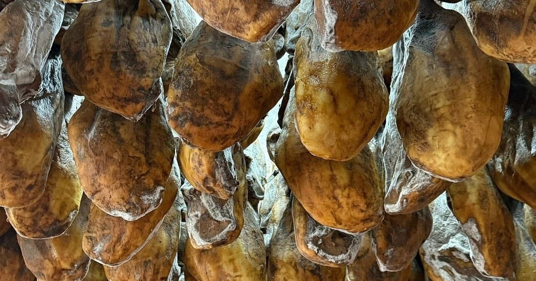Food & Culture Guide to Iberian Pig Experience