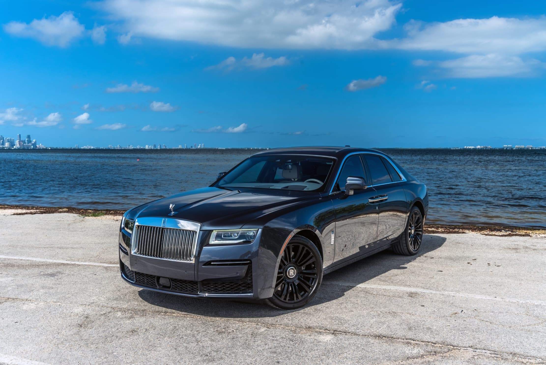 Luxury Car Rental: Rolls-Royce Ghost in Miami